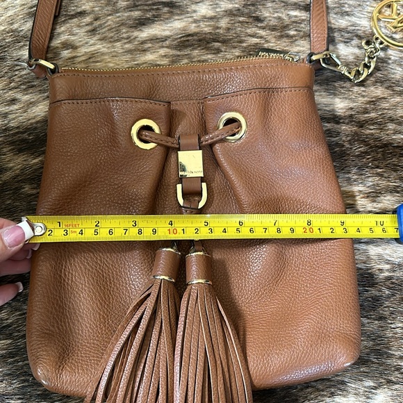 Michael Kors Crossbody - Picture 15 of 16